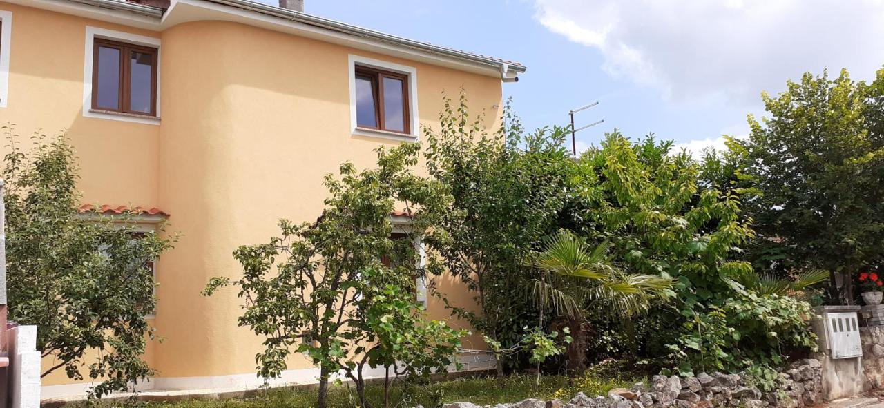 Apartman Paola Malinska Exterior foto